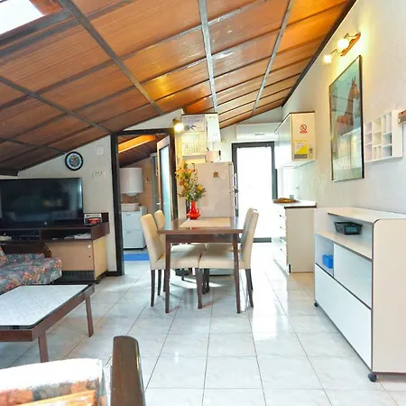765 Apartamento *